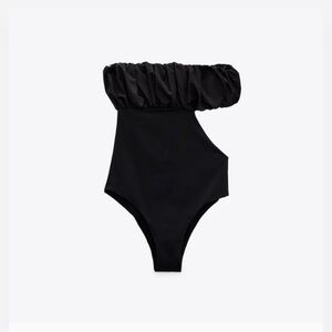 Zara Cut OuT one piece Swim suit BNWT 🖤